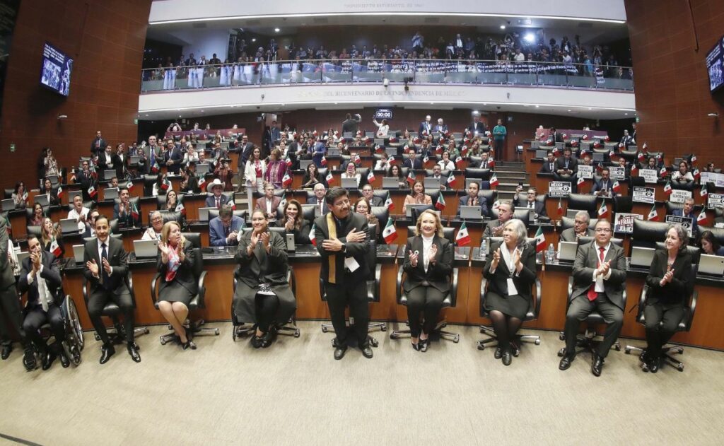 Nueva Corte: Rinden protesta 875 nuevos juzgadores del Poder Judicial Federal