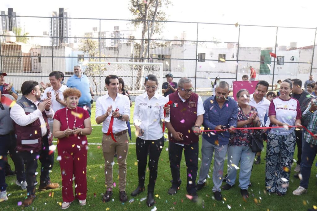 Laura Imelda entrega obras de rehabilitación en la Unidad Deportiva Parques Colón