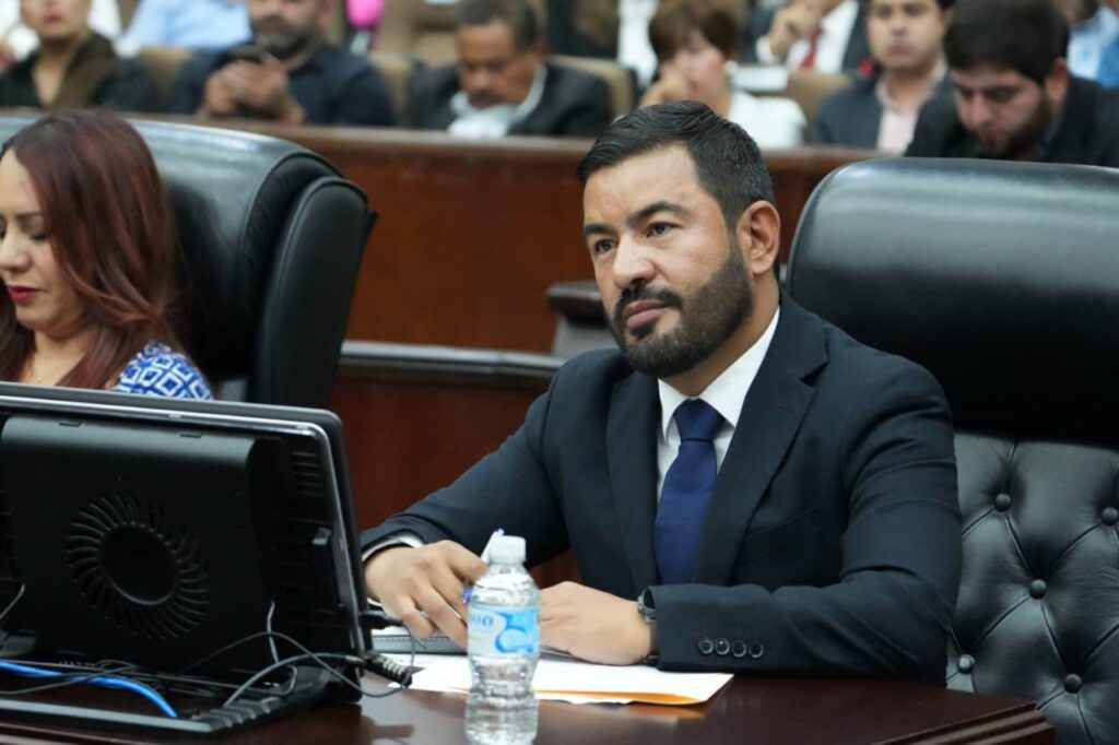 Proponen castigar la falsa paternidad como delito en Durango