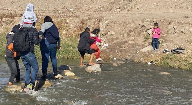 EE.UU. impone multa de 5 mil dólares por ingreso ilegal a su territorio