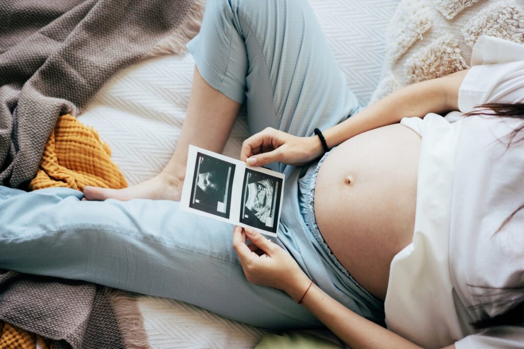 SCJN analizará derechos de infancia en casos de maternidad subrogada
