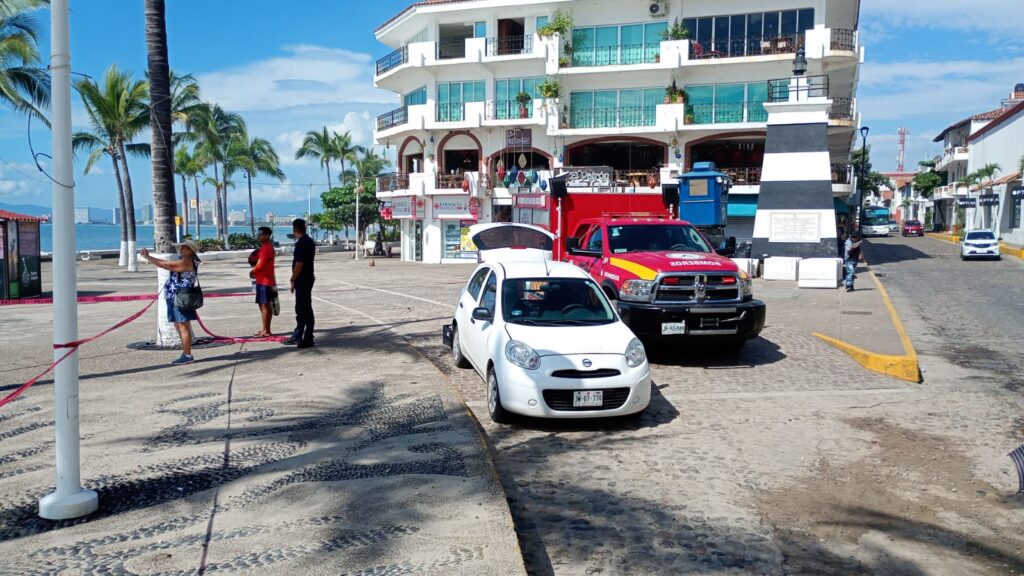 Operativo preventivo por Huracán Priscilla en Puerto Vallarta