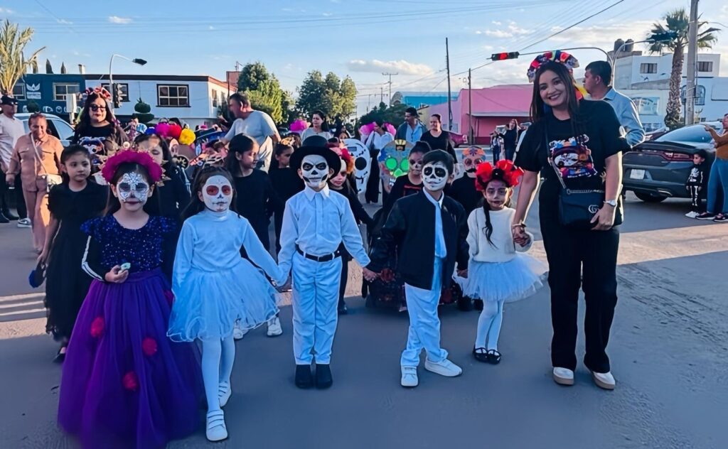 Colegio GV celebra el Día de Muertos con desfile y kermesse tradicional