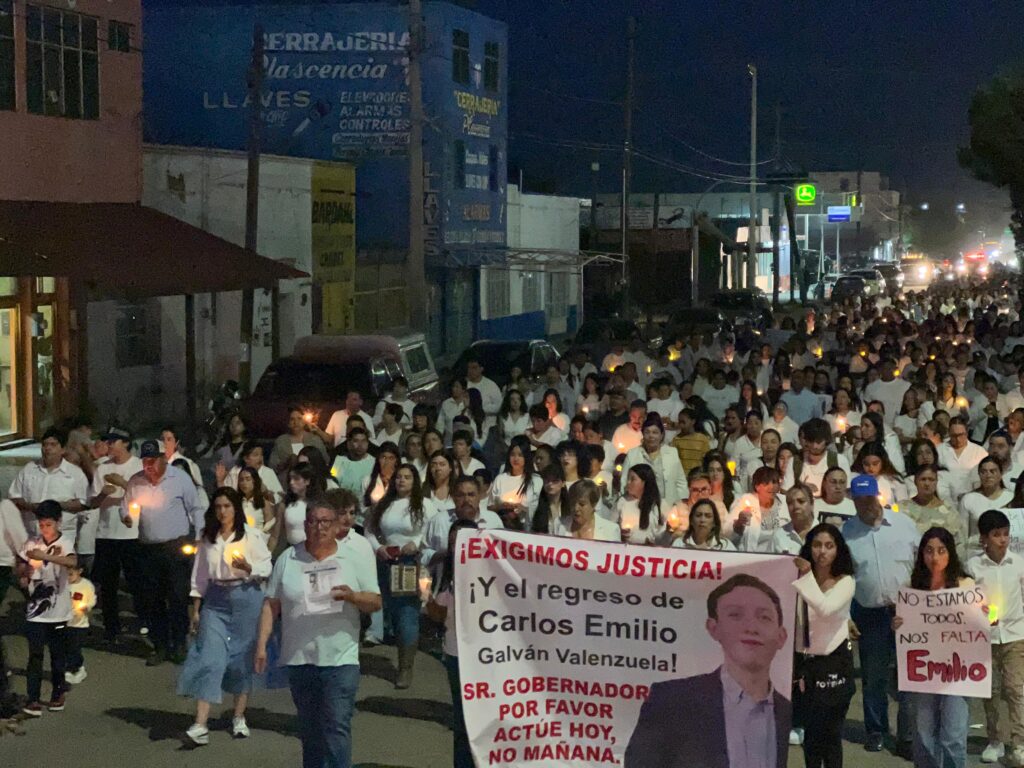 Más de 700 personas participan en marcha pacífica en Guadalupe Victoria por desaparecidos en Mazatlán