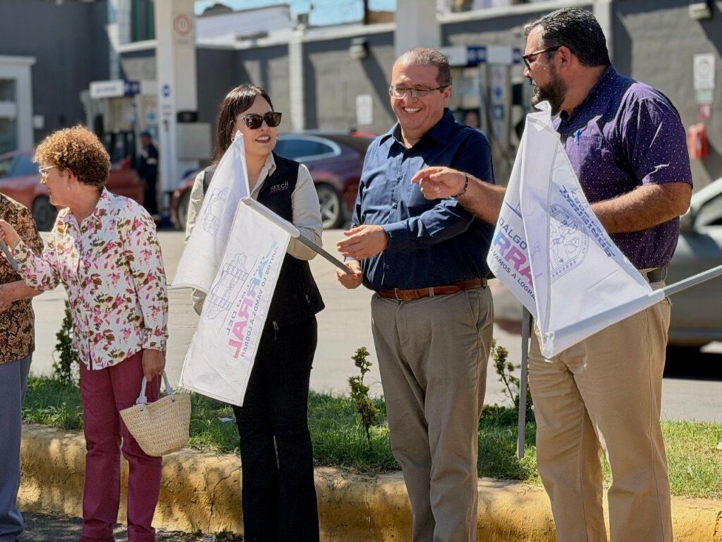Arranca alcalde Salvador Calderón la pavimentación con concreto hidráulico de la Avenida Centenario