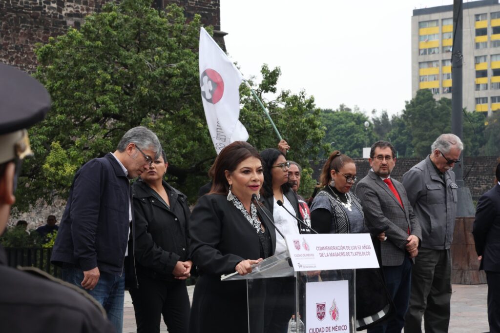 Brugada rinde homenaje a las víctimas de Tlatelolco y se pronuncia por la paz mundial
