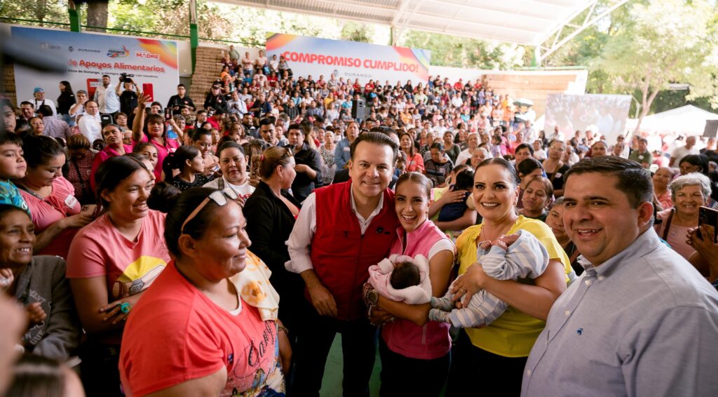 Compromiso cumplido: Esteban entrega en Lerdo más de 2 mil apoyos de la Tarjeta Madre alimentaria