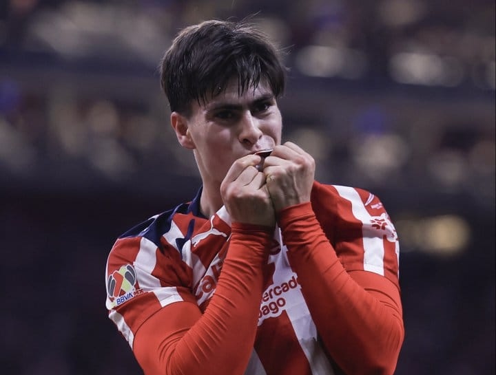 Chivas humilla al Atlas con la ayuda de una ‘Hormiga atómica’