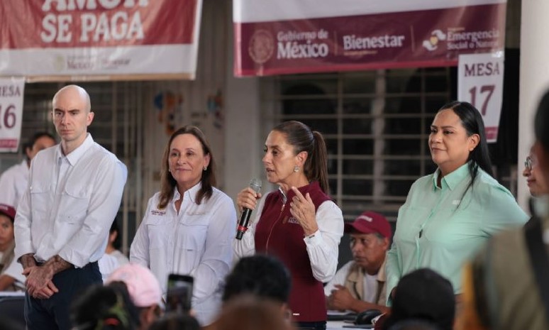 Claudia Sheinbaum supervisa entrega de apoyos en Veracruz