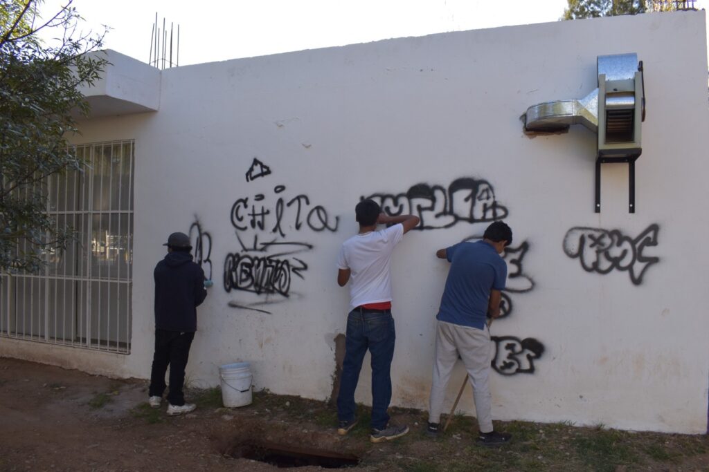 Atiende Gobierno Municipal reporte de vandalismo en el edificio de CEDECO