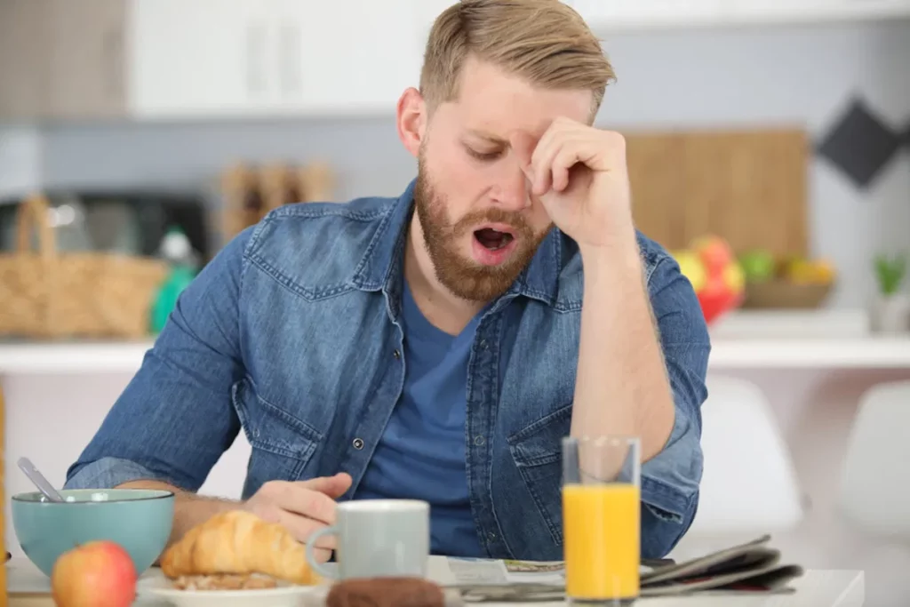 Ciencia asegura que después de comer dejamos de ser productivos.
