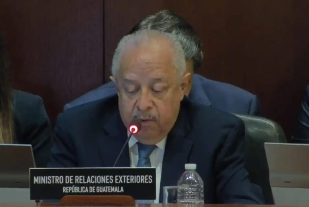 Guatemala denuncia ante OEA «golpe de Estado técnico»
