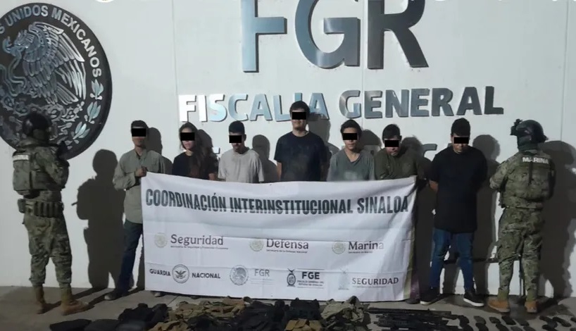 Fuerzas federales detienen a 18 personas y aseguran armas y químicos en Sinaloa