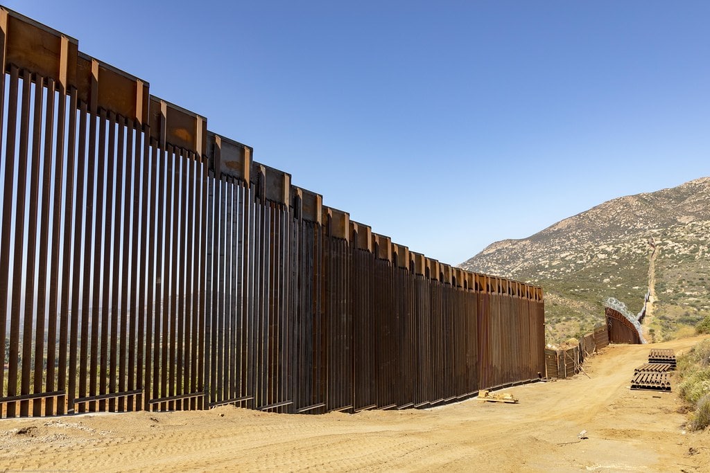 Estados Unidos construirá un nuevo “Muro Inteligente” en la frontera con México