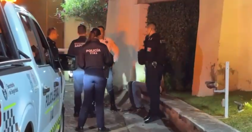 Conductor en estado de ebriedad irrumpe en la Romería