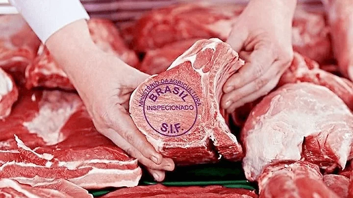Gobernador de Durango exige frenar importación de carne brasileña