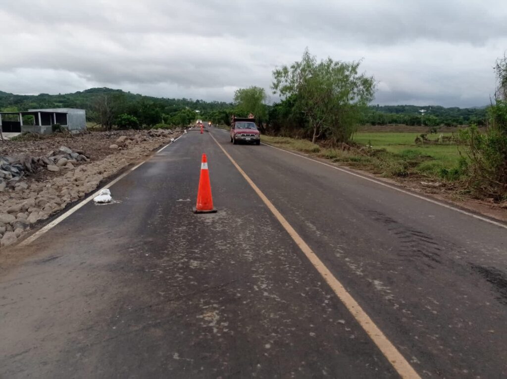 Reabren tramo carretero Zacualpan–San Isidro, afectado por las recientes lluvias