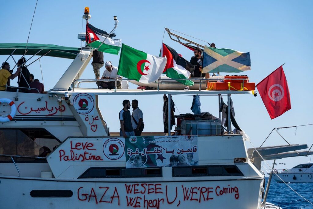 Activistas de la Flotilla Global Sumud son deportados a Turquía