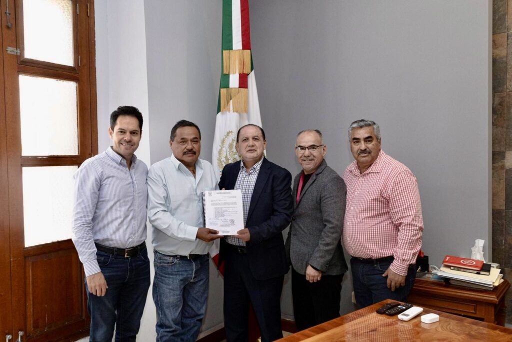 Gobierno municipal presenta ante el Congreso del Estado la Ley de Ingresos y Presupuesto 2026