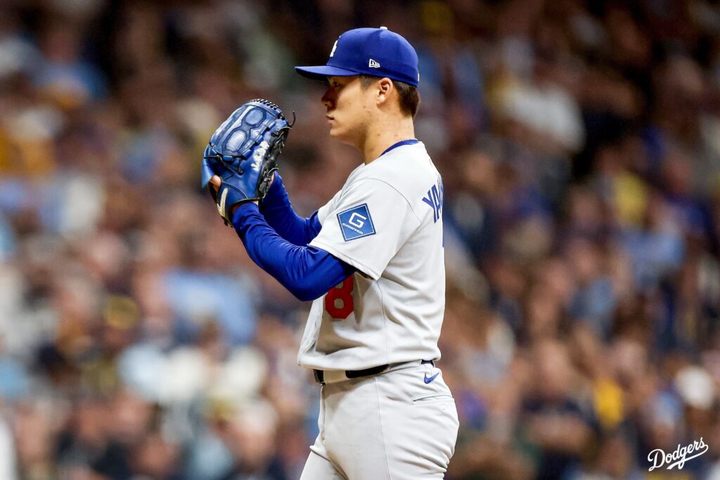 Yamamoto brilla en la Postemporada: Dodgers se adelantan en la Serie
