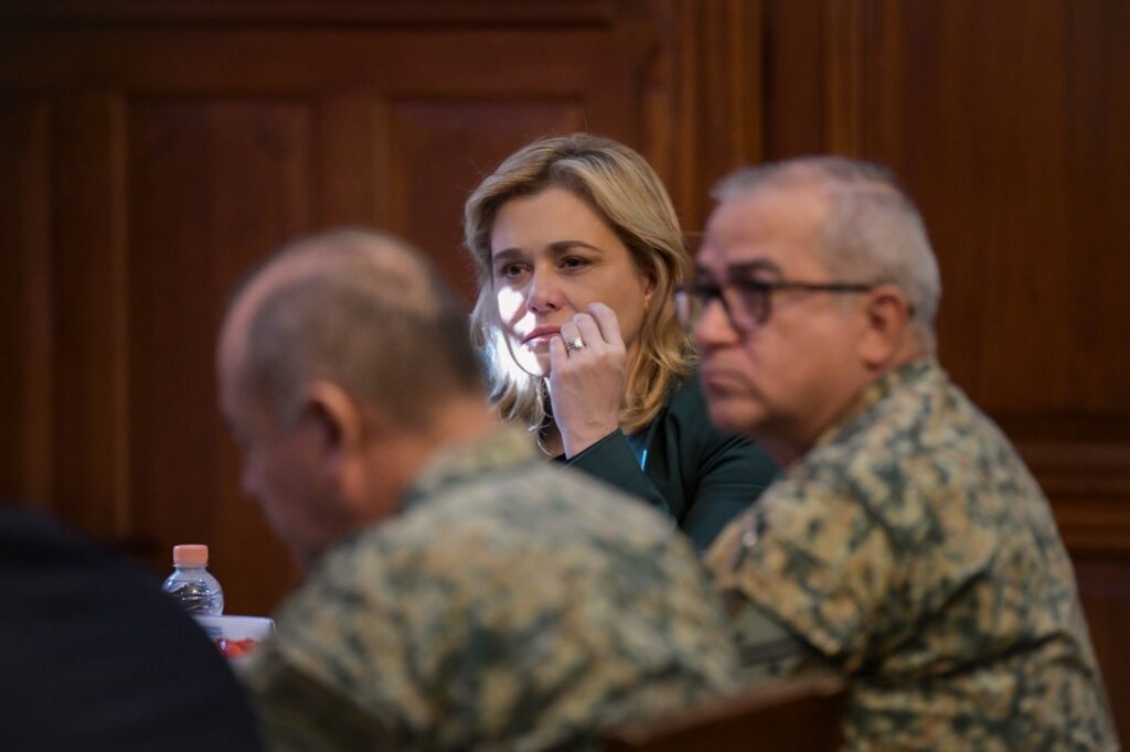 Maru Campos encabeza sesión de la Mesa de Seguridad