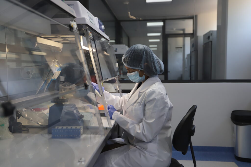 IJCF ofrece pruebas de embarazo y paternidad al público en general