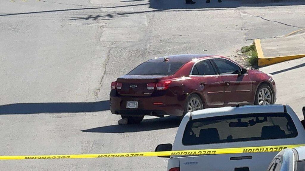 Hombre es ejecutado al salir de una tienda en Ciudad Juárez