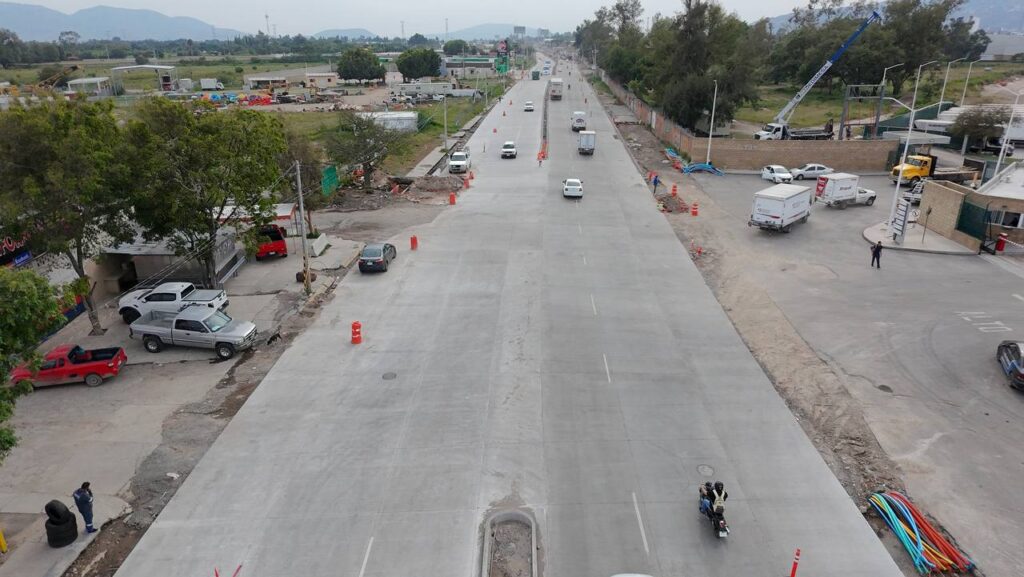 Avanza modernización del Camino Real a Colima con apertura parcial a la circulación