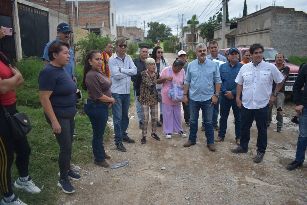 Atienden SGIA y SIAPA peticiones ciudadanas en colonias de Tonalá