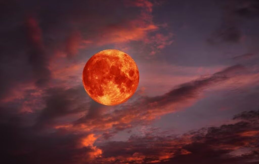 La Explicación Científica de por Qué Octubre tiene las lunas más bonitas