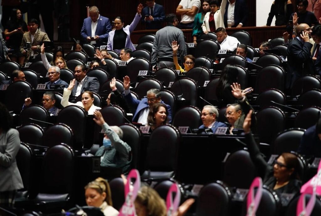 Diputados aprueban en lo general la Ley Aduanera