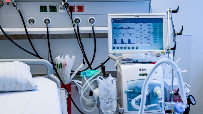 Demanda colectiva contra Philips por respiradores defectuosos en México utilizados en pandemia