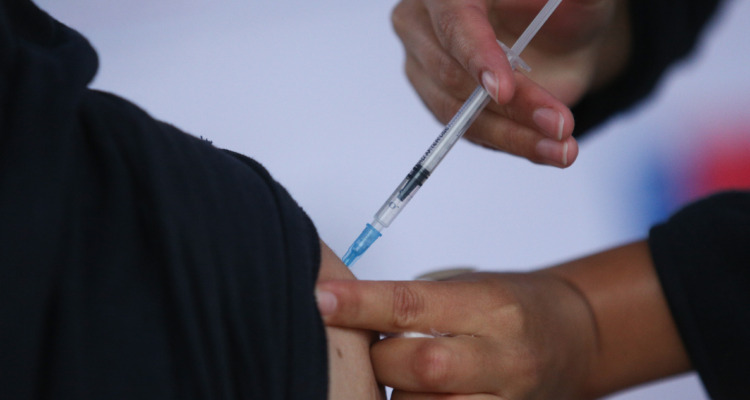 Inicia campaña invernal de vacunación con meta de 50 millones de personas inmunizadas: Salud