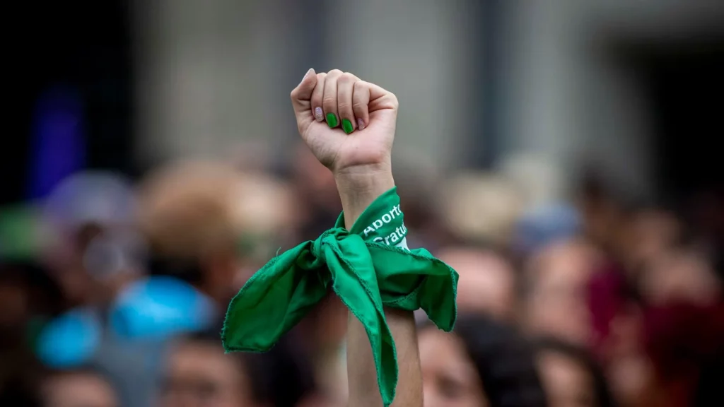 Comisión de Justicia decidirá cumplimiento a sentencia de la Corte sobre despenalización del aborto