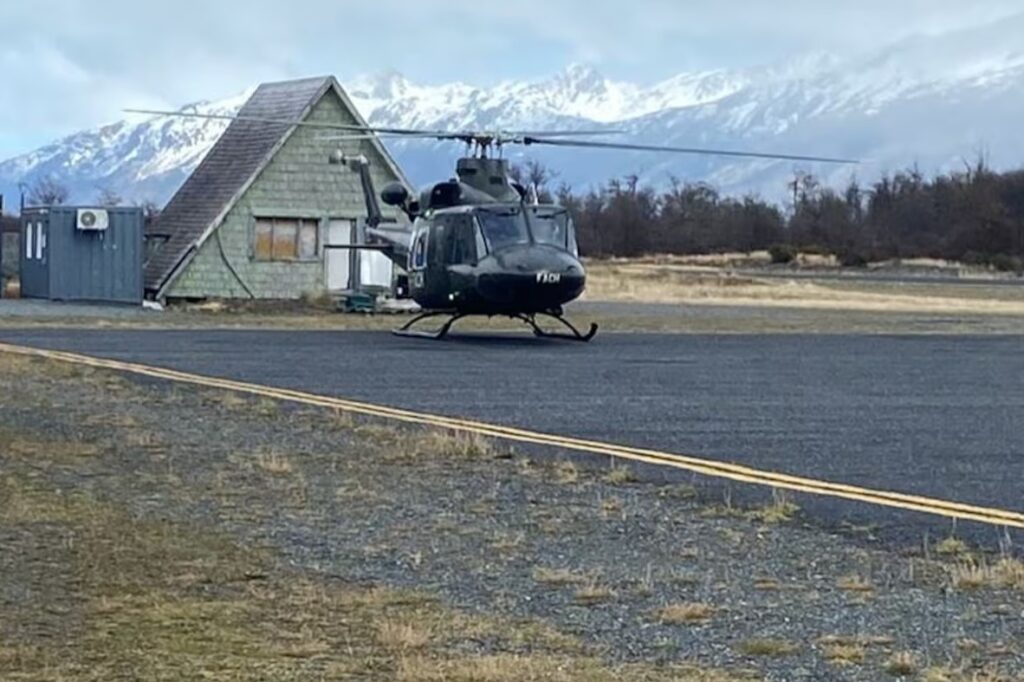 Fuerza Aérea de Chile recupera helicóptero desaparecido