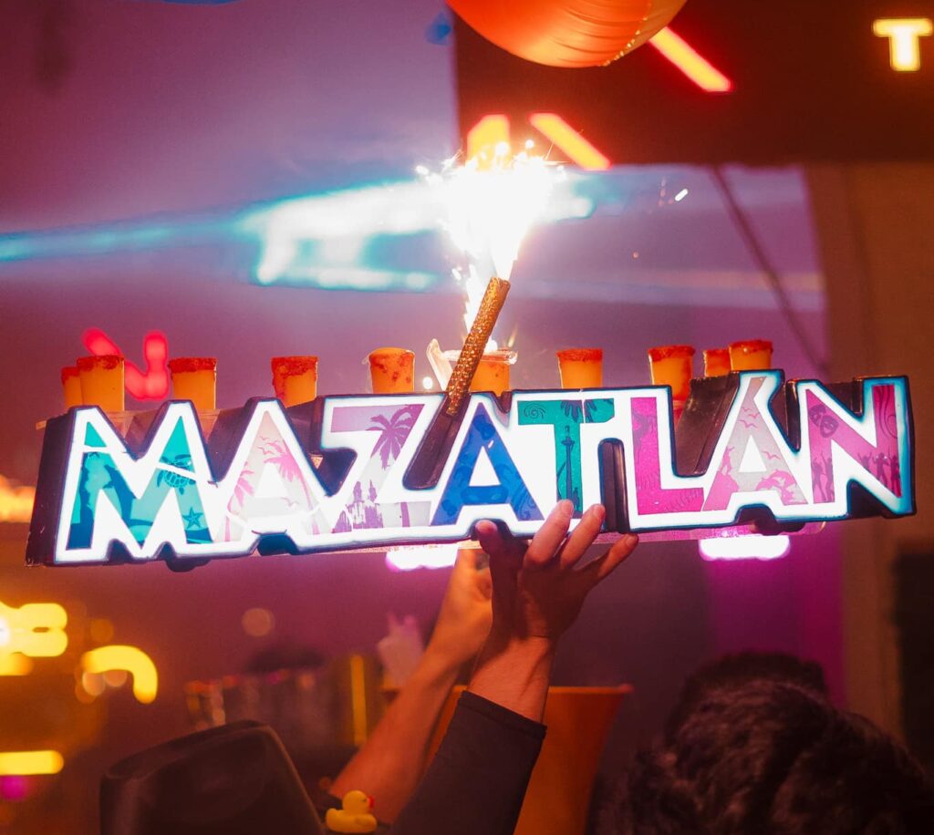 Gobernador pide precaución en antros de Mazatlán tras desaparición de joven duranguense