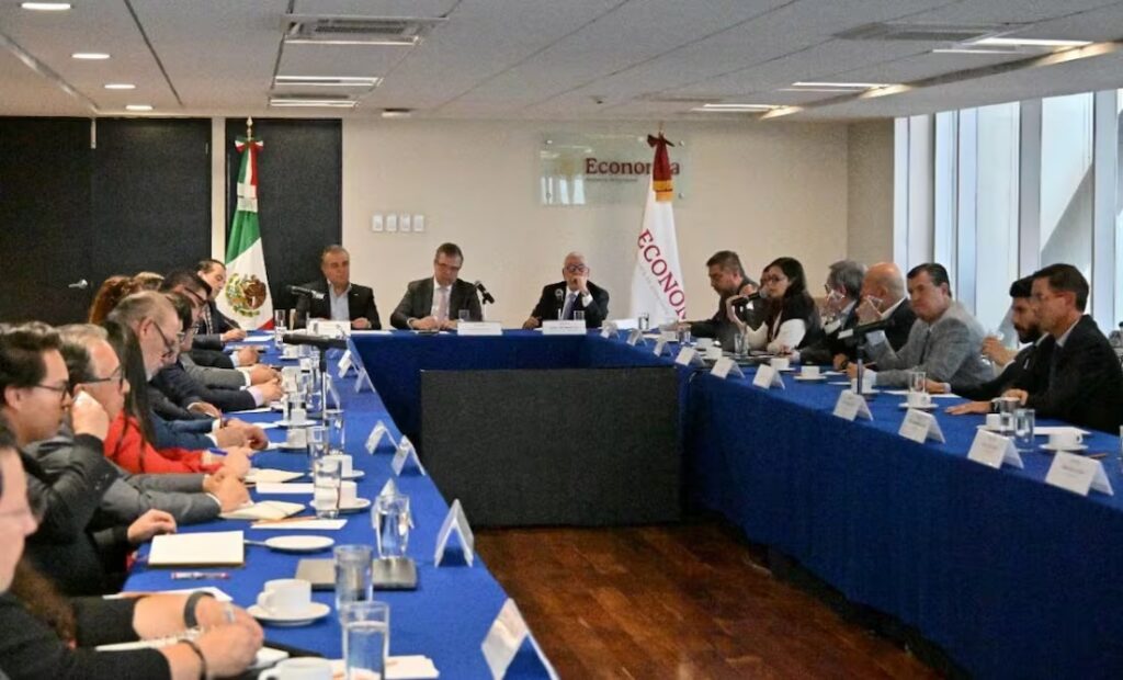 México inicia consultas con sectores productivos rumbo a revisión del T-MEC