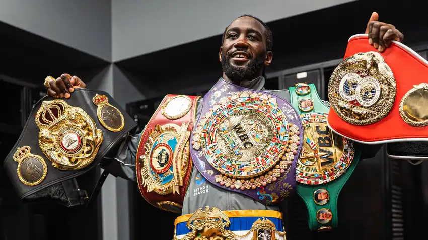 Crawford: Campeón de Boxeo sorprende con sus dotes en la banda mexicana