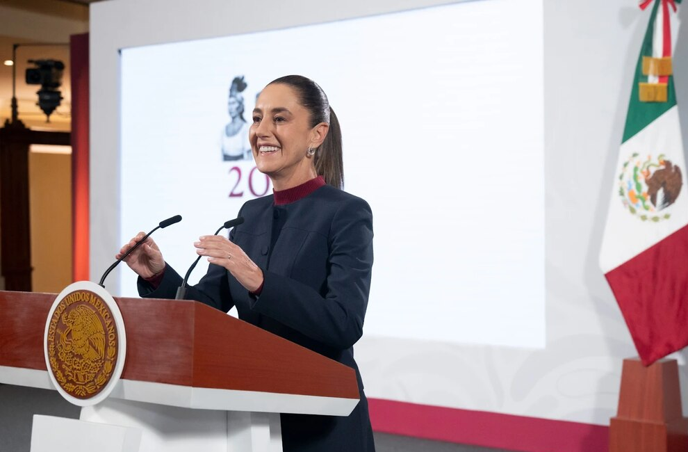 Sheinbaum cuestiona al “feminismo de derecha” por omitir derechos sociales en su visión