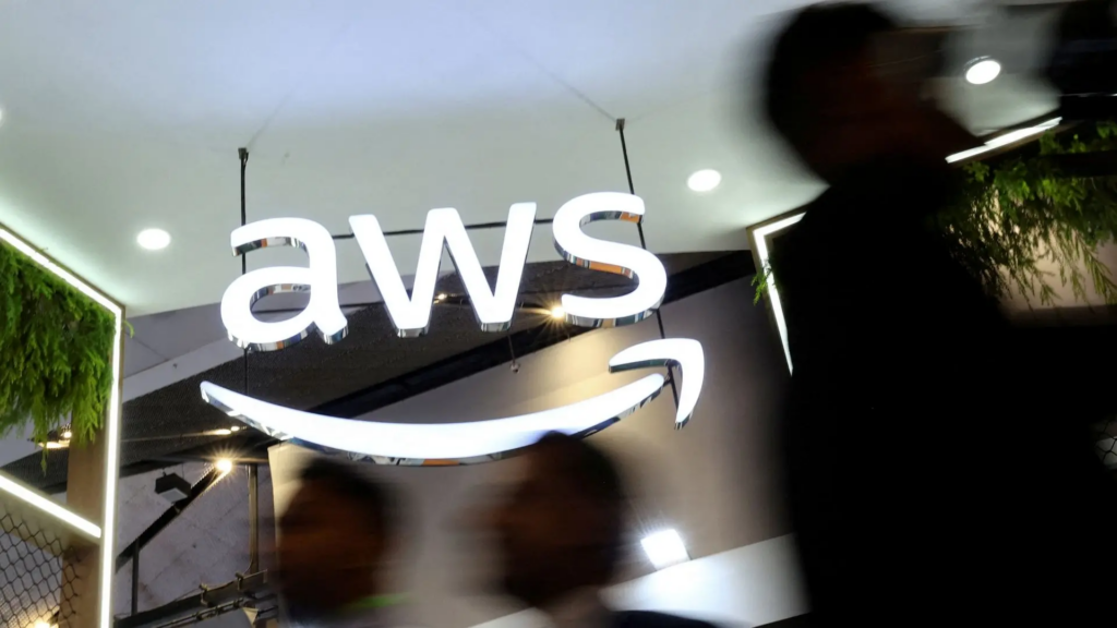 ¡No es tu internet! La nube de Amazon colapsa y arrastra apps, bancos y pagos digitales