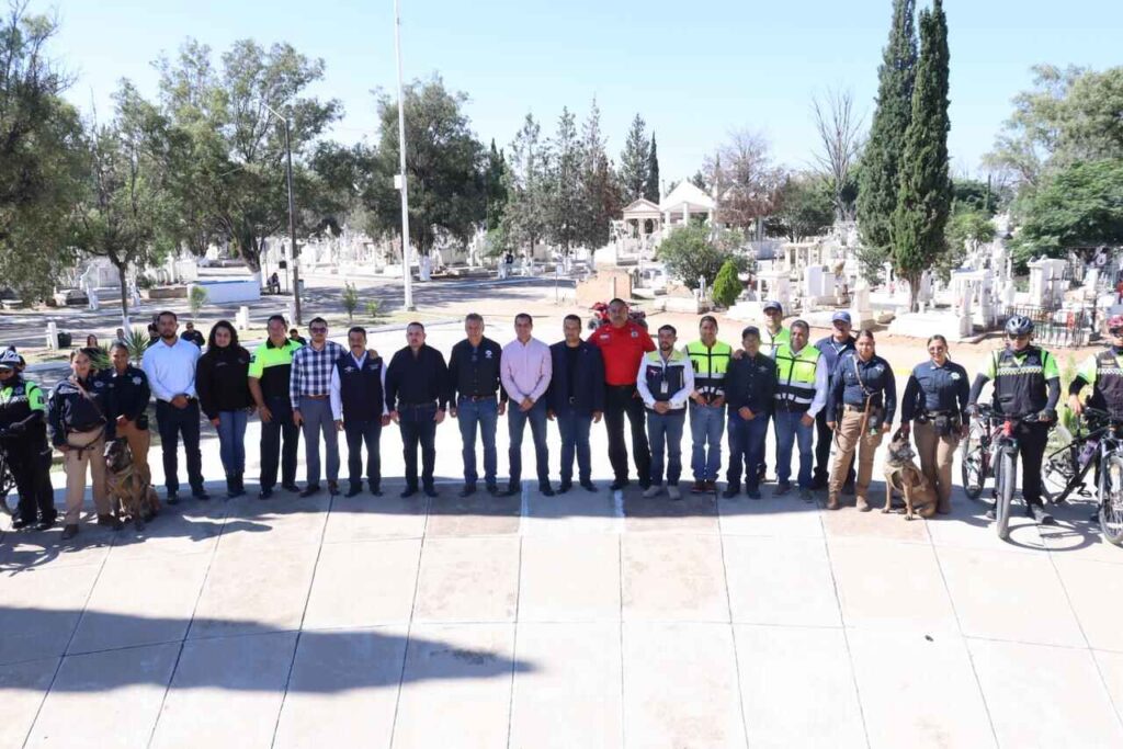 Panteones municipales listos para la romería del Día de Muertos, se esperan más de cien mil visitantes