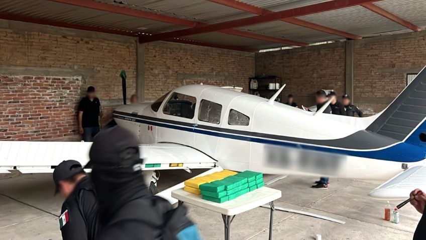 FGR asegura avioneta con 203 paquetes de cocaína en Tapachula, Chiapas