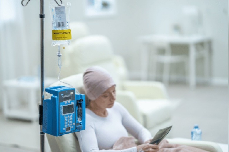 ¿Fin de la quimioterapia? Este nuevo medicamento revoluciona el tratamiento contra el cáncer