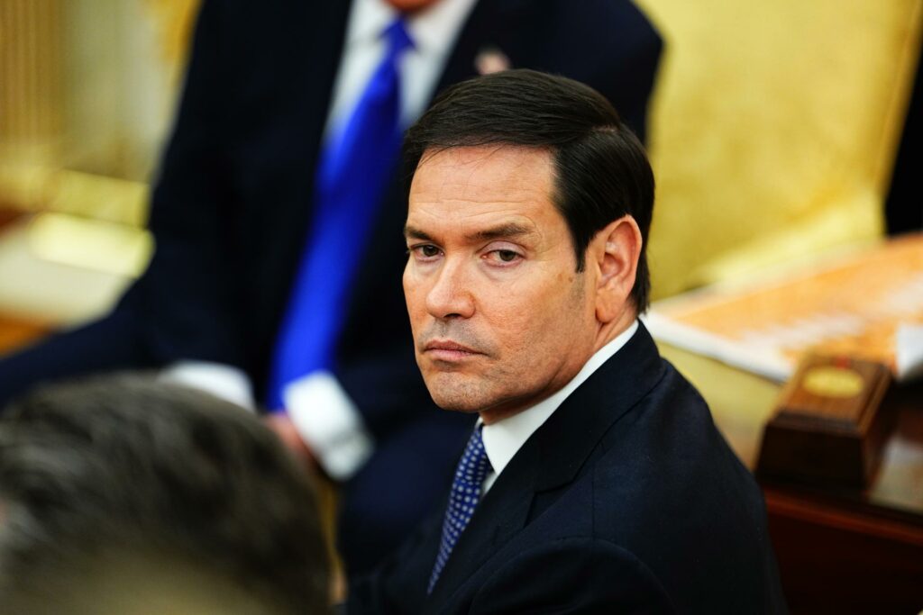 Marco Rubio descarta aranceles a Colombia y confirma sanciones a Petro