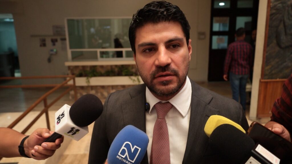 Crisis en PRI y PAN deja políticos huérfanos; MC se consolida como opción viable: Vivanco
