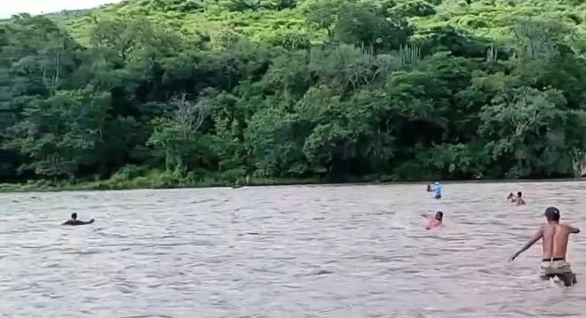 Río arrastró 50 kilómetros a menor duranguense (video)