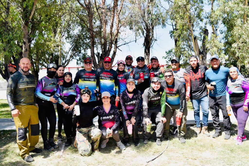 Emoción y adrenalina en la rodada de «raizers» en Nuevo Ideal, Durango
