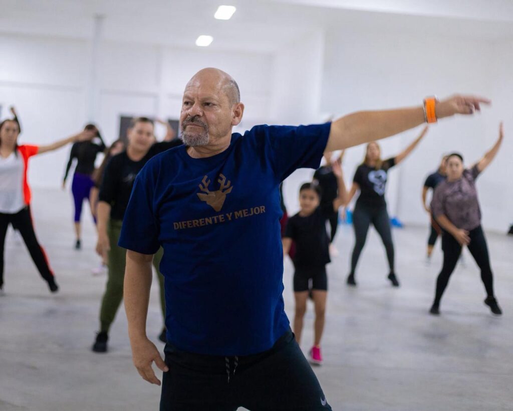 Impulsan programa de zumba en Tepehuanes para fomentar la salud y la convivencia