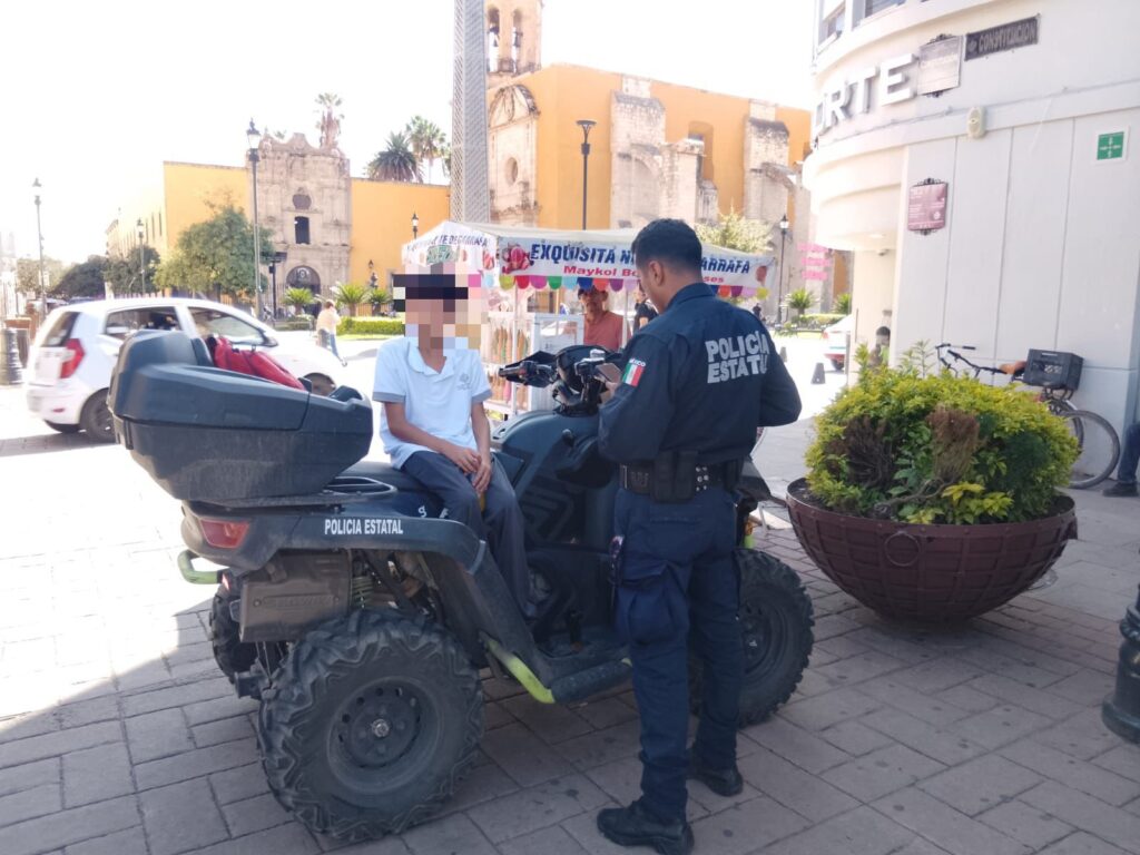 Estudiante de 12 años se queda dormido en autobús