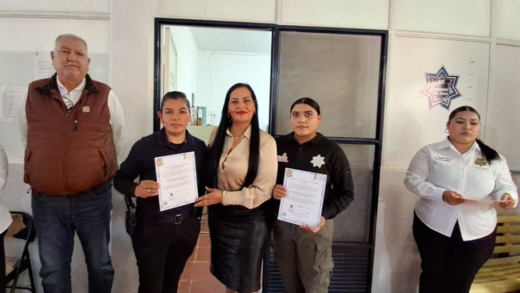 Toma protesta nueva directora del Mando Único en Nombre de Dios